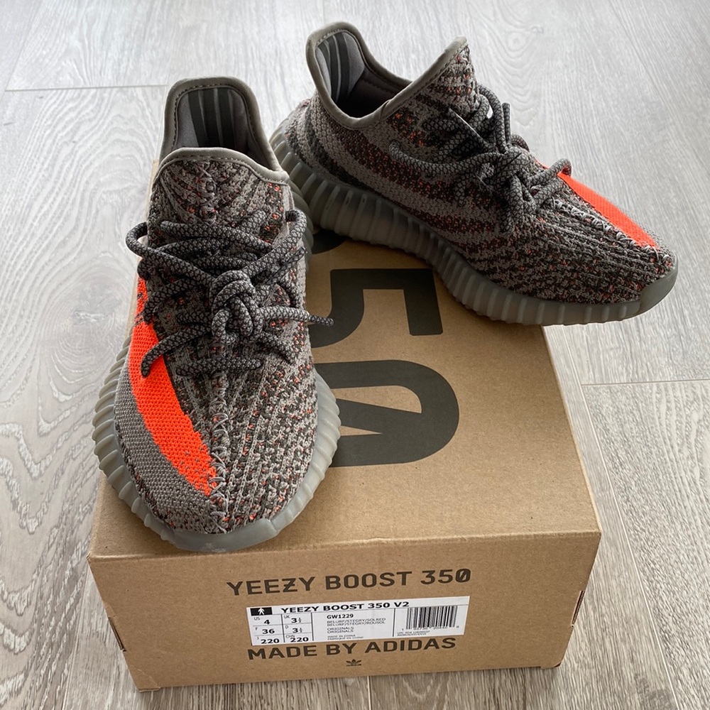 AUTHENTIC Yeezy Boost 350 V2 Beluga